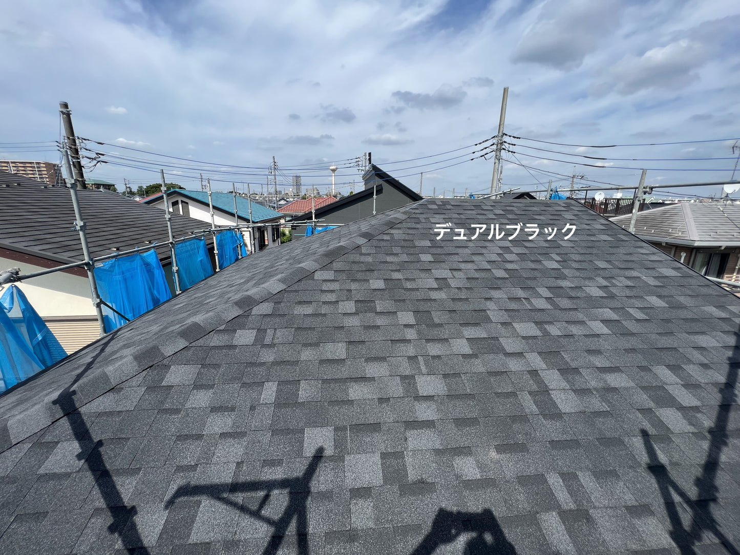 リッジウェイ　アスファルトシングル屋根材　ファイバーグラスシングル本体（平場用）